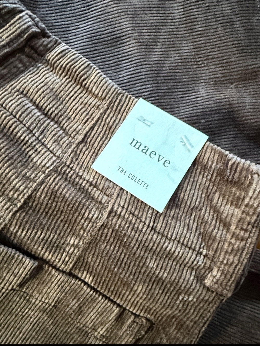 The Colette Crop Wide-Leg Trousers by Maeve: Corduroy Scallop Pocket Edition 28 - Picture 10 of 16